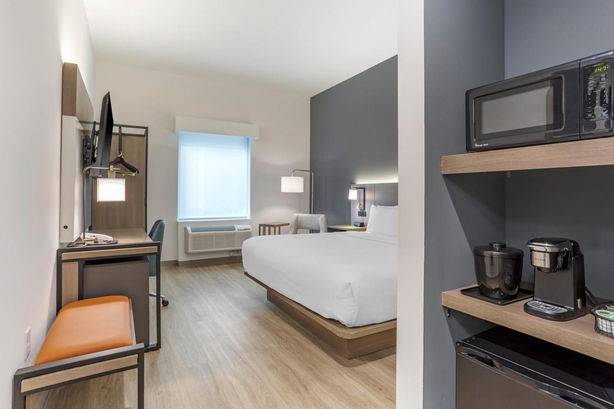 Comfort Inn & Suites Newark Liberty International Airport Eksteriør bilde