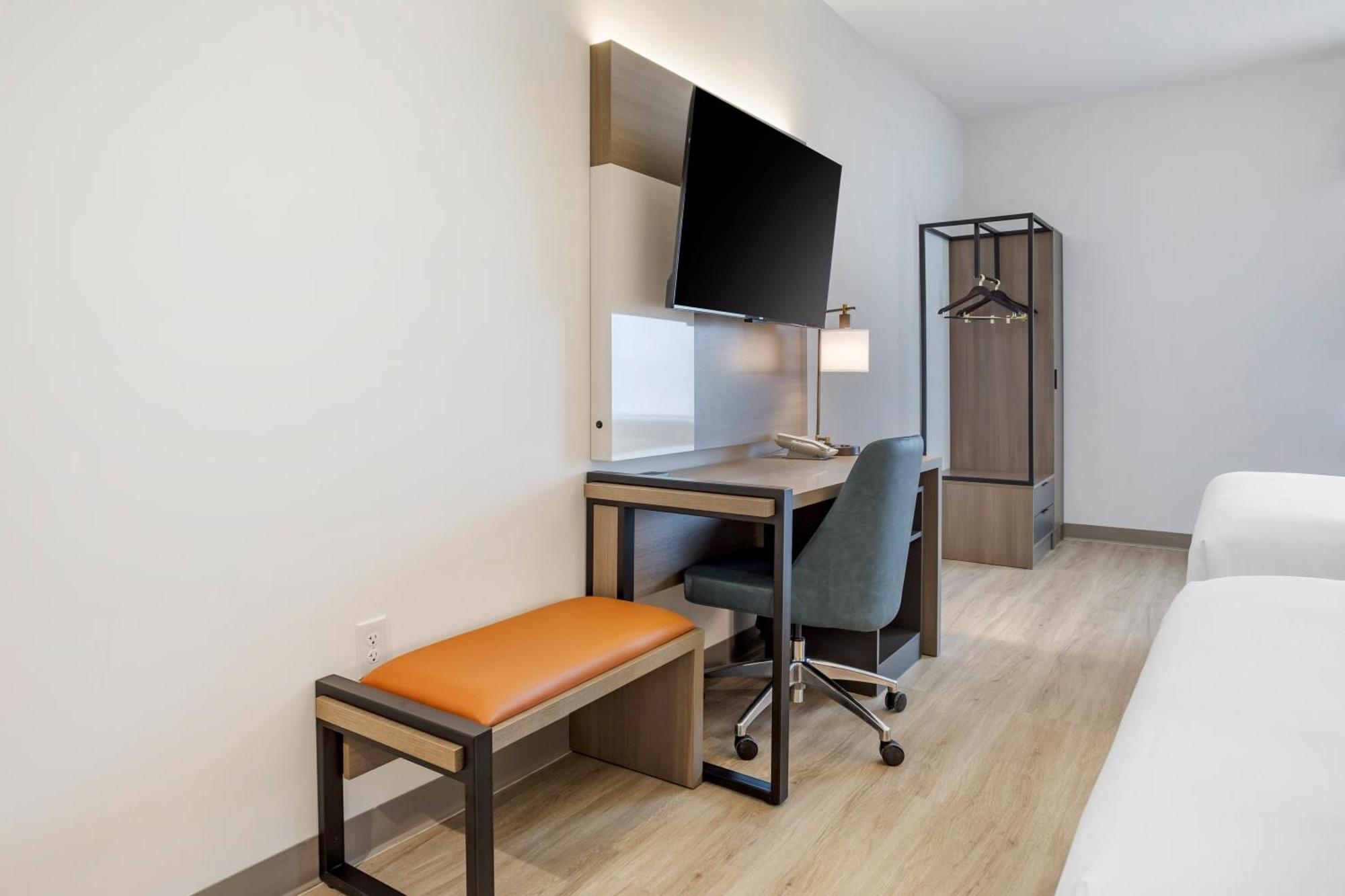 Comfort Inn & Suites Newark Liberty International Airport Eksteriør bilde