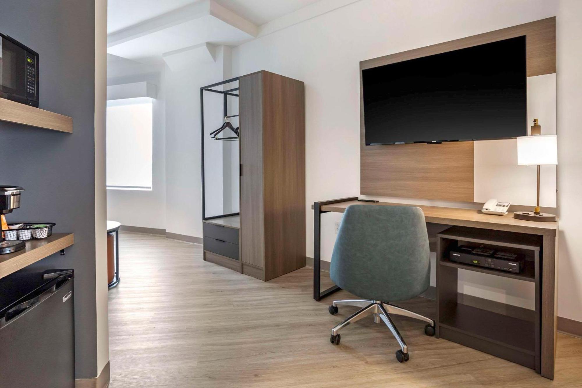 Comfort Inn & Suites Newark Liberty International Airport Eksteriør bilde