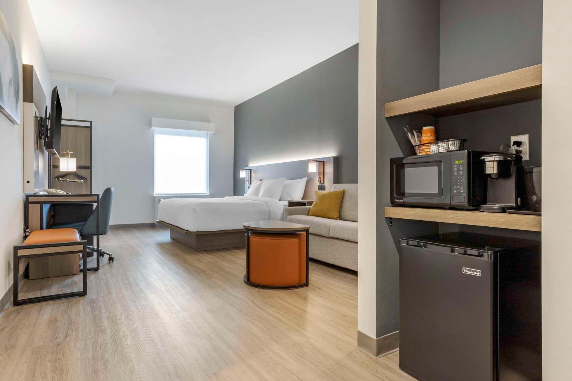 Comfort Inn & Suites Newark Liberty International Airport Eksteriør bilde