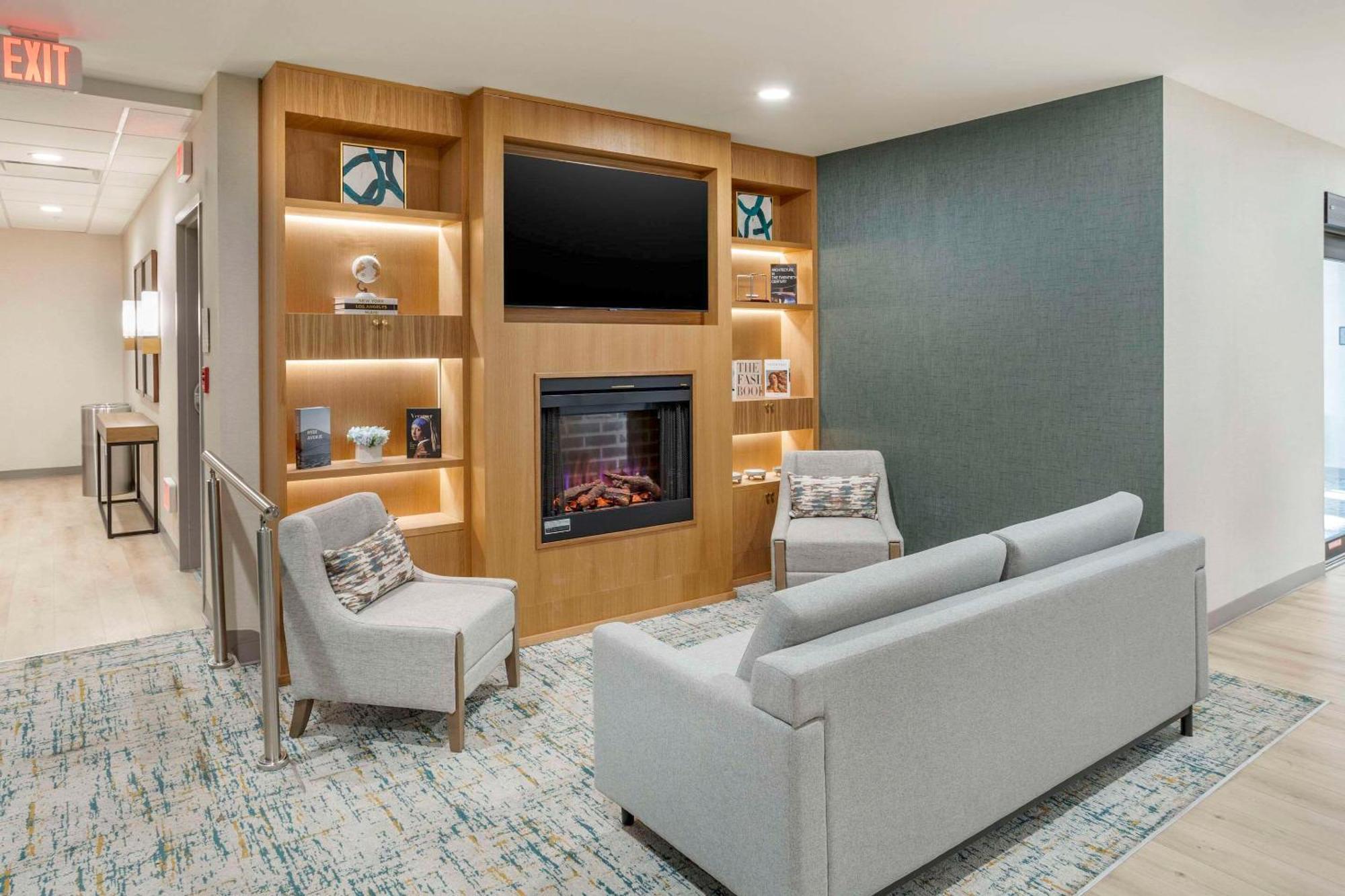 Comfort Inn & Suites Newark Liberty International Airport Eksteriør bilde