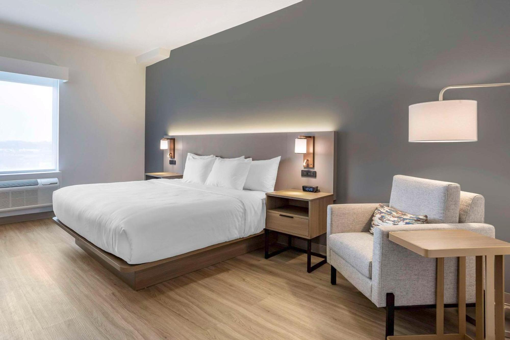Comfort Inn & Suites Newark Liberty International Airport Eksteriør bilde
